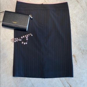 Cute pencil skirt by Laundry